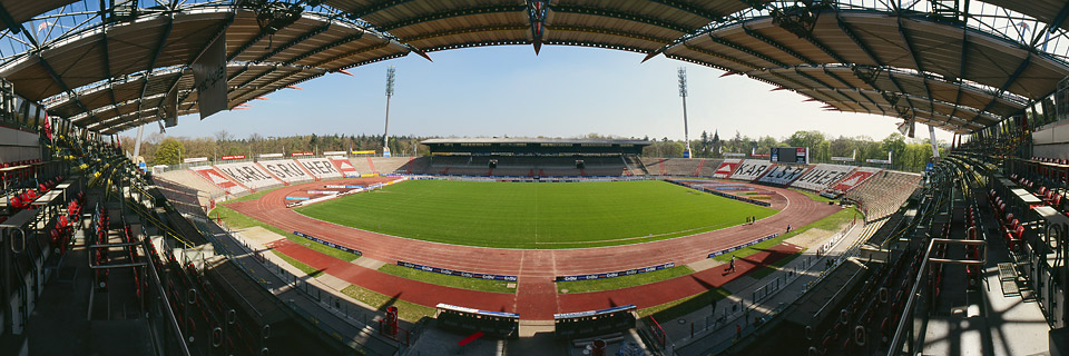 Panoramafoto: Wildparkstadion - Karlsruhe